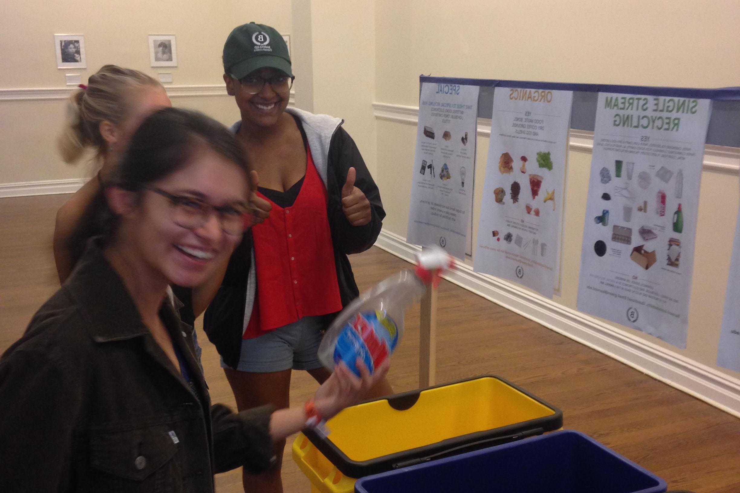 学生 learn how to sort their waste during NSOP 